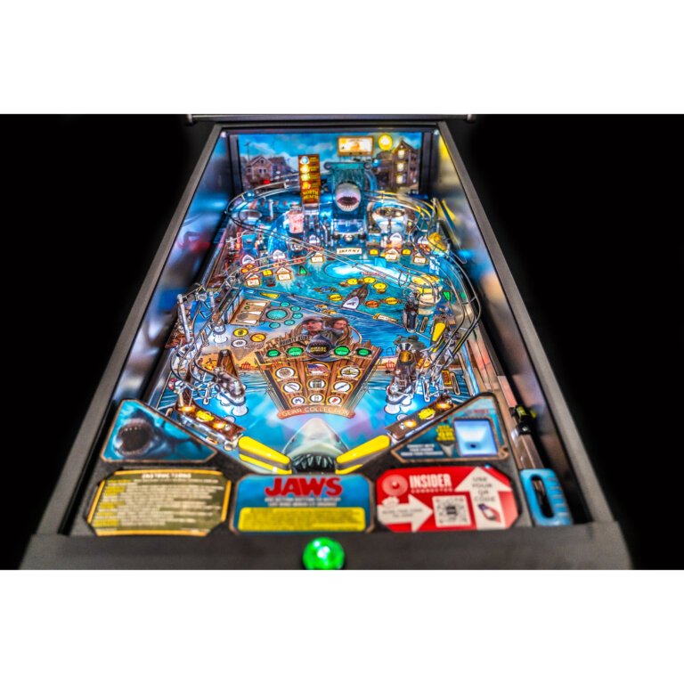 Jaws Pro Pinball Machine by Stern - Image 11